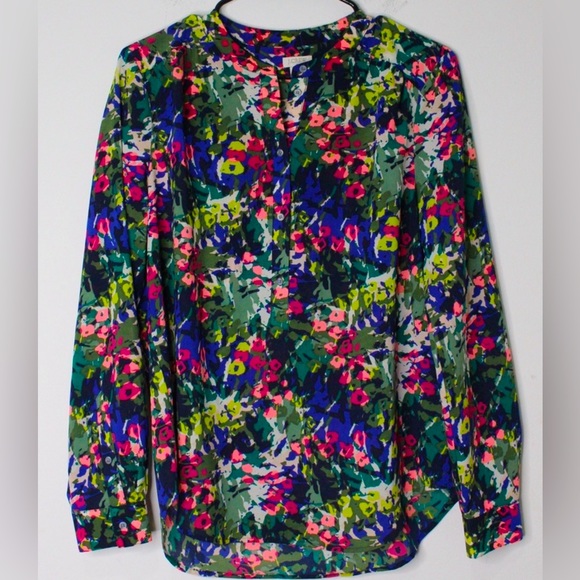 J. Crew Tops - SOLD…58- J CREW Floral blouse Large